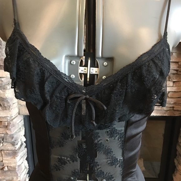 SOLD ON MERCARI Vintage Val Mode Black Gown Size M - Picture 5 of 6